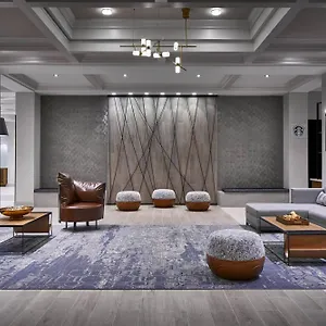 Отель Delta By Marriott Airport ****